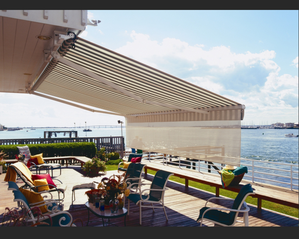 Deck_Awning_Waterside_House